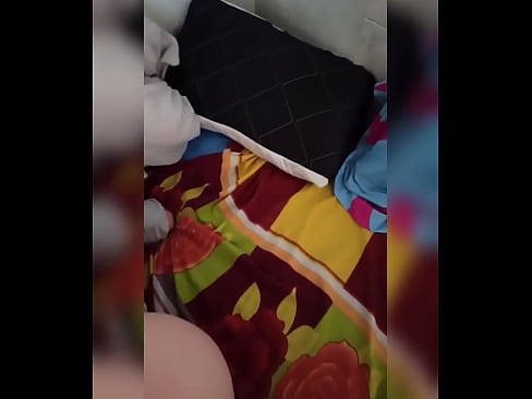 ❤️ Mwenzangu anakaa peke yake nyumbani kwa sababu mume wake anaenda likizo na mimi huchukua nafasi hiyo kumlamba na kumjaza maziwa. kwetu sw.porn-list.ru ❌❤